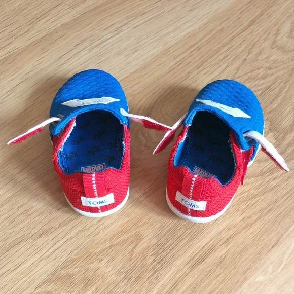 EUC TOMS Toddler Marvel Captain America Sneakers-Red, White and Blue - Picture 9 of 12